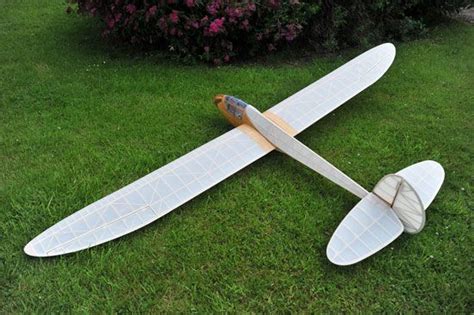 Planeurs antiques Modèles réduits d avions Modelisme avion Aile volante