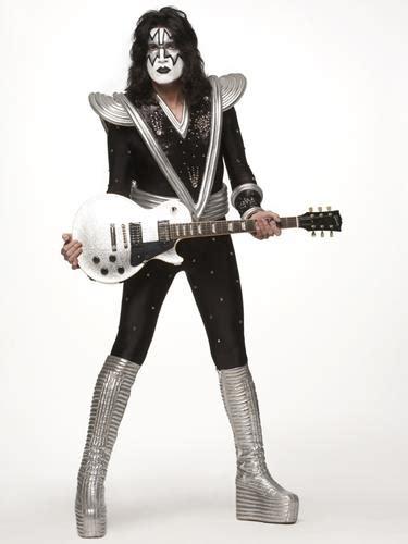 Tommy Thayer ♥ Kiss Guitarists Photo 24162412 Fanpop
