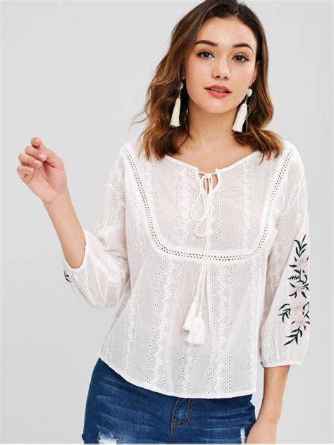 37 Off 2021 Flower Embroidered Eyelet Blouse In White Zaful