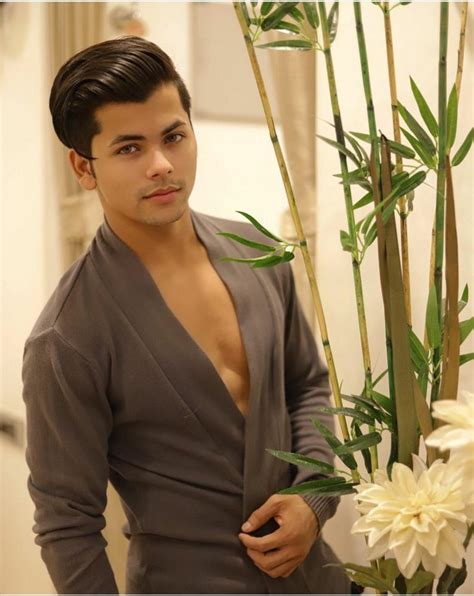 Siddharth Nigam Biography Height Weight And Love Have 4 Things In