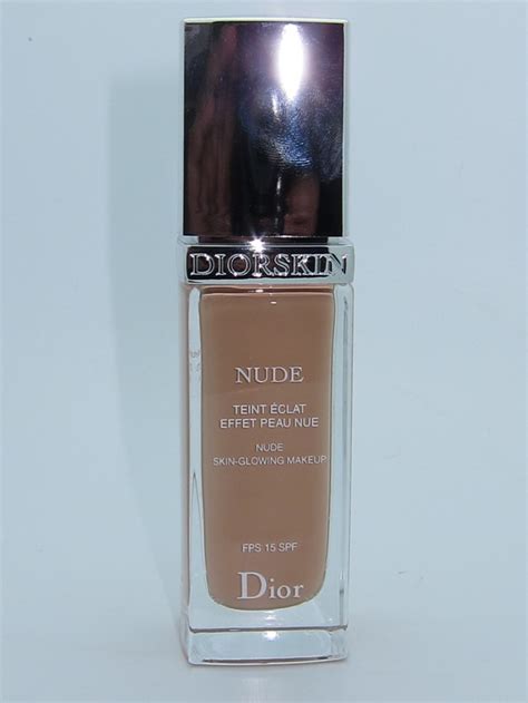 Diorskin Nude Skin Glowing Makeup Review Swatches Musings Of A Muse