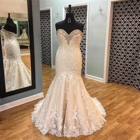 Gorgeous Crystal Beaded Sweetheart Lace Mermaid Wedding Dresses 2017 On