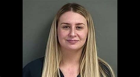 Oregon Mom Arrested For Sex With High School Daughter S Classmate Rare