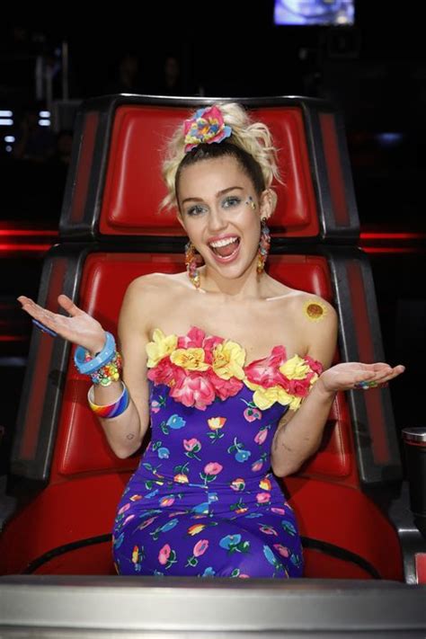 The 15 Craziest Outfits Miley Cyrus Wore On The Voice The Voice Season 11