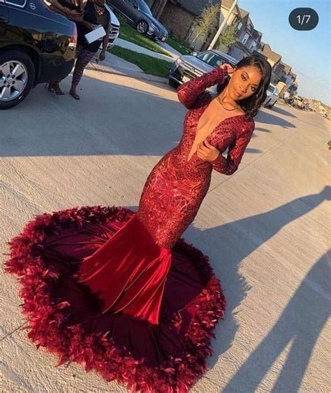 Red Prom Dresses 2022 Sparkly Feather Mermaid Long Sleeve Deep V Neck