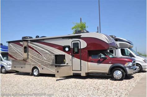 2017 Dynamax Corp Isata 5 Series 36ds 4x4 Super C Rv For Sale W8k Dsl