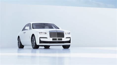 All New Rolls Royce Ghost Revealed Luxury Saloon Set To Rival Bentley