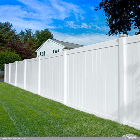 Pvc Vinyl White Privacy Fence From Illusions Vinyl Fence Contemporary