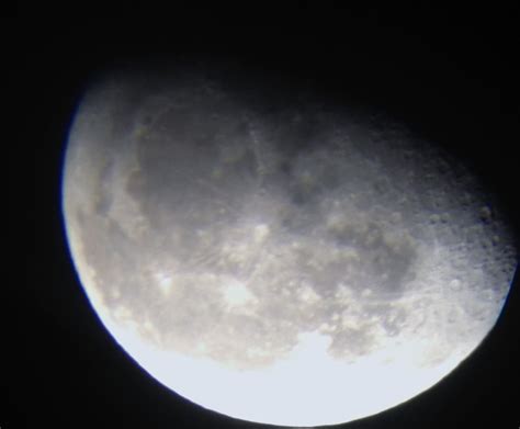 Telescope Skywatch How To Take Moon Pictures Through Telescope Using
