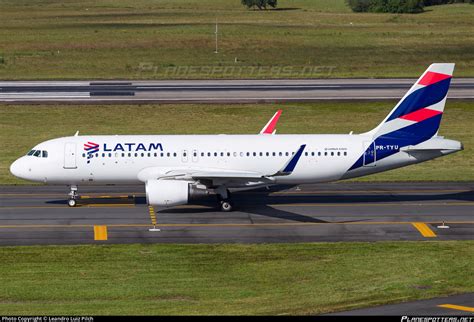 Pr Tyu Latam Airlines Brasil Airbus A320 214wl Photo By Leandro Luiz