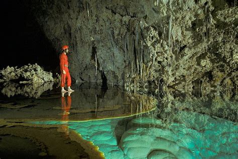 Fantastic ‘virgin Pool Never Before Seen By Humans Discovered Deep In
