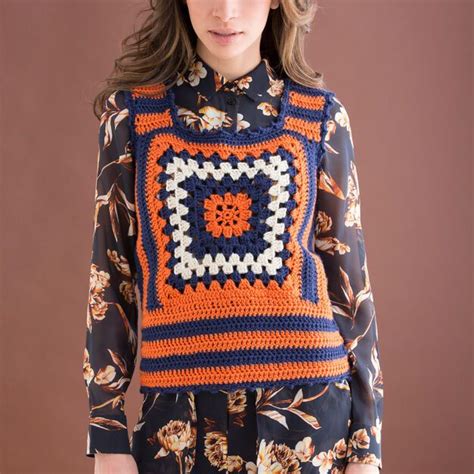 Best Crochet Granny Square Clothing Patterns For Free ⋆ Crochet Kingdom Gehaakt Vest Patroon