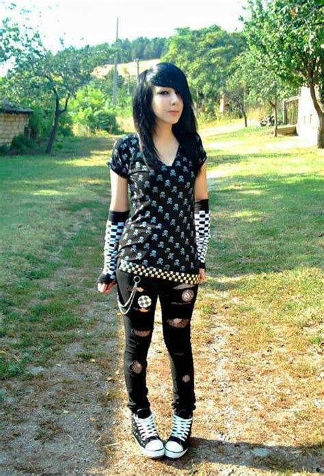 Emo Girl Black Hair Emo Outfit Ideas Scene Outfits Outfits 2000s