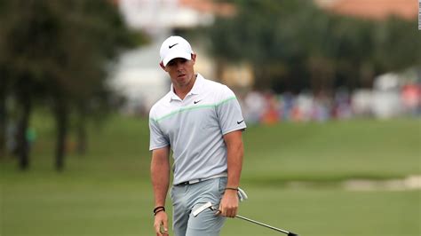 Rory Mcilroy Gets His Club Back From Donald Trump Cnn