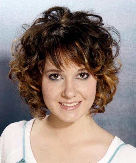 Tophairstyles is hair style fashion blog with lareat hair styles for men and womens. Medium short curly hairstyles