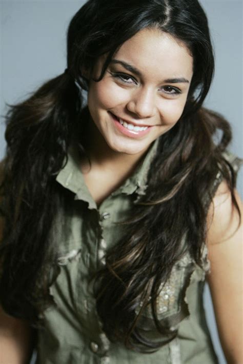 Vanessa Hudgens Then And Now Photos From Her Young Days To Today