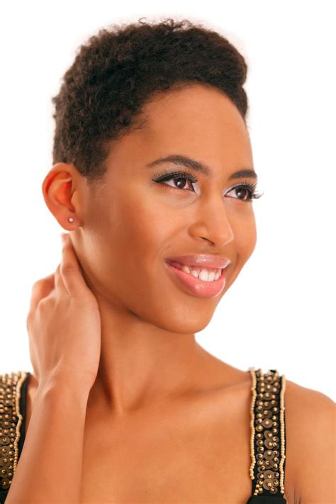 Short Curly Hairstyles For Black Women 20 Easy And Stylish
