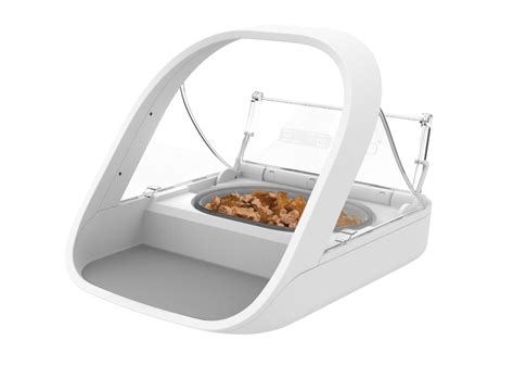 These cat feeders are still relatively new, so there aren't a lot of options, but our top pick is the sureflap microchip pet feeder. Win a SureFlap SureFeed Microchip Pet Feeder!-CatTipper