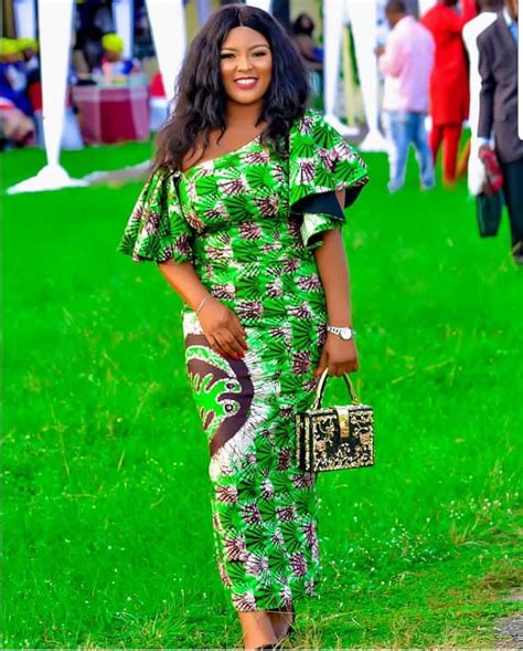 Modern African Dresses to Wear to a Wedding - fashionist now