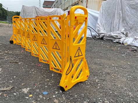Yellow Expandable Mobile Barricade Fence System Buy Yellow Expandable