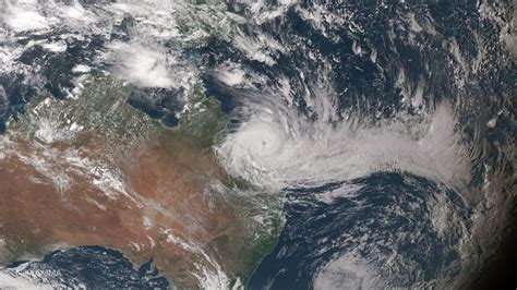 Cyclone Debbie Strikes Australias Coastline As Thousands Flee The
