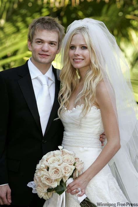 Avril Lavigne And Sum 41 Singer Deryck Whibley Headed For Divorce Sources Say Winnipeg Free Press