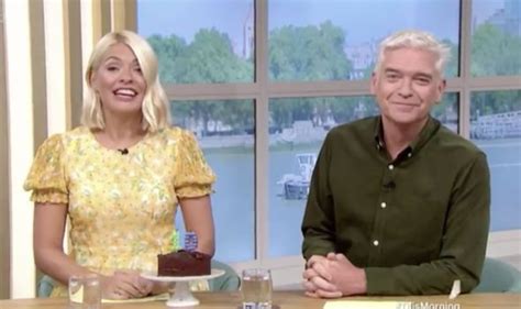 This Morning Host Phillip Schofield ‘gets £1million Pay Rise But Holly