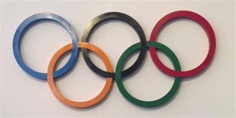 Denmark's viktor axelsen is the favorite to win the gold medal in men's badminton singles. Tokyo Olympics: Badminton — 5 men's singles player to ...
