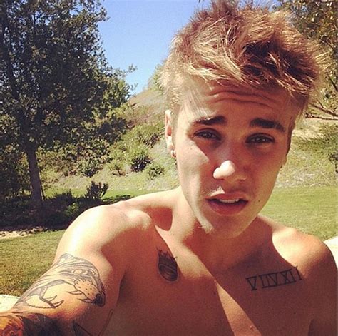 Justin Bieber Posts Yet More Pictures Of Himself Shirtless Just Days