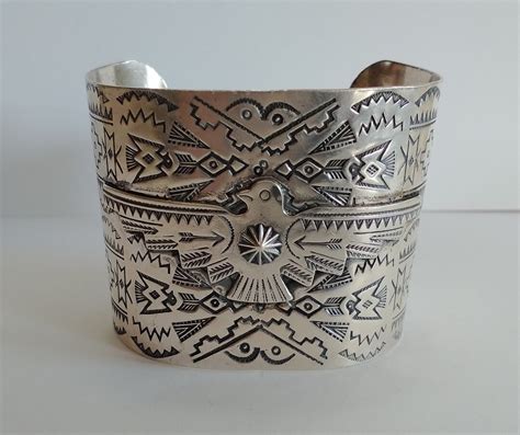 Wide Vintage NAVAJO Indian Sterling Silver Thunderbird Stampwork CUFF