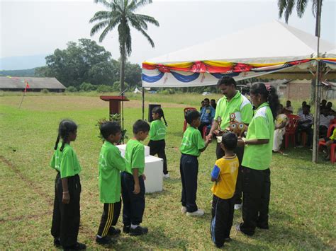 Tapak yang ada asalnya adalah untuk membina sebuah sekolah rendah dan menengah. SJKT LDG KUBANG: SUKAN SEKOLAH 2011