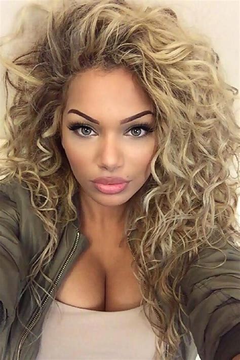 2020 Latest Long Curly Hairstyles