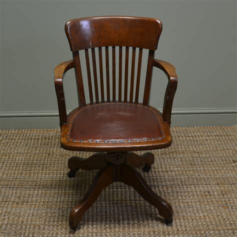 Only selling because of change of colour scheme in the room. Quality Edwardian Antique Oak Swivel Office Chair - Antiques World
