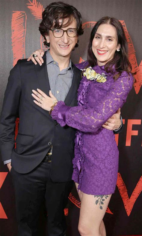 Paul Rust And Lesley Arfin Expecting First Child