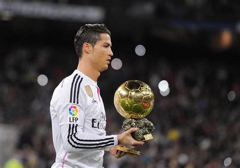 Bernabeu Turns Gold As Cristiano Ronaldo Presents Ballon D Or To Fans