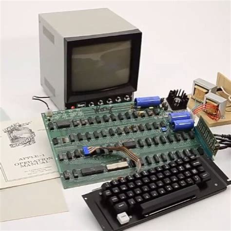 Working Apple 1 Computer Sells For Record Auction Price Of Flickr
