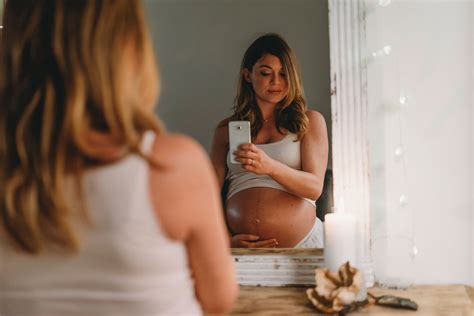 Pregnant Selfie Telegraph