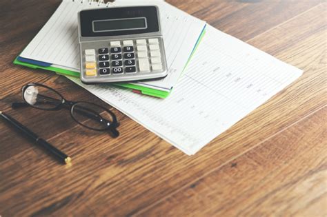 Finance associates collect, process, analyze, and record financial data to help companies facilitate transactions, formulate smarter business decisions, and improve their financial health. What is a Financial Consultant? What are the Duties and ...