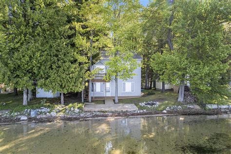 2952 Wolf Lake, Baldwin, MI - lhrmls-01648049 - LakeHomes.com