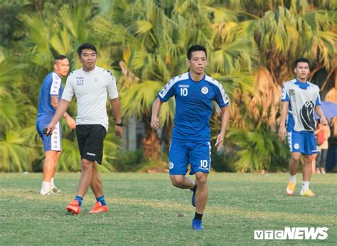 Ha noi fc v hong linh ha tinh. Quang Hải cùng Hà Nội FC miệt mài 'luyện công' trước trận ...