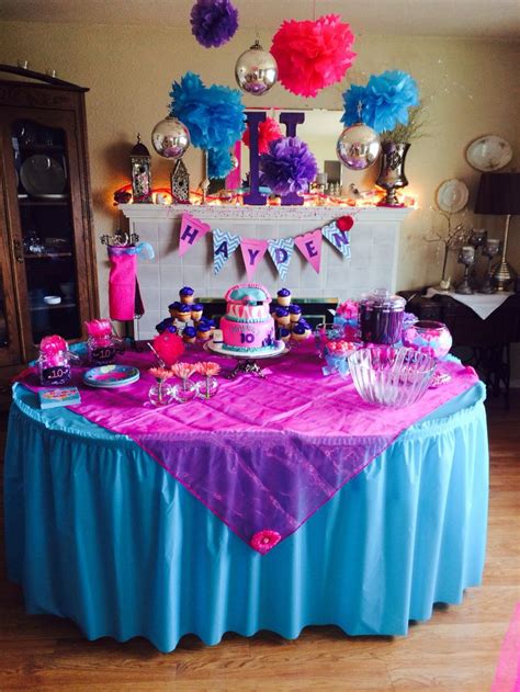 Having guests leave empty handed is considered bad etiquette, so make sure to provide some sort of goodie bag for. Girls 10th birthday party | Party Ideas | Pinterest | 10th ...