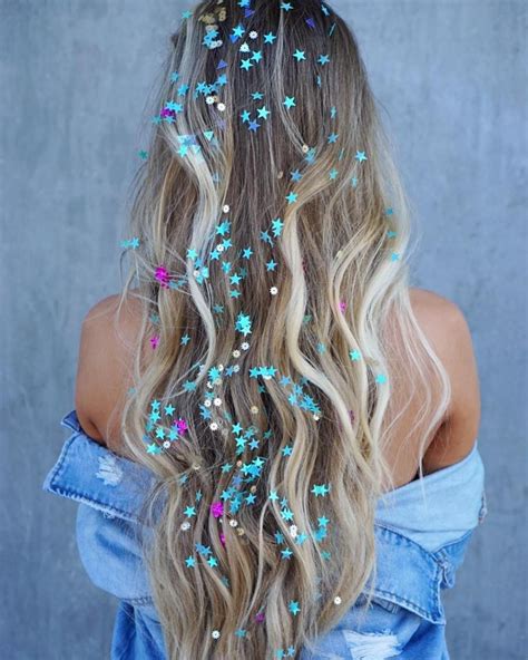 20 hair glitter ideas to steal the spotlight of any party holiday hairstyles party hairstyles