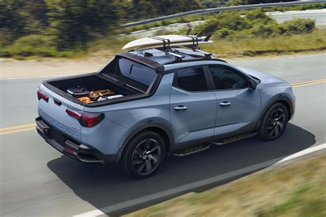 The 2023 Hyundai Santa Cruz Is The Coolest Truck Ever On