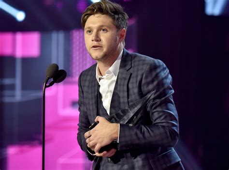 Niall Horan From 2017 Amas All The Winners E News