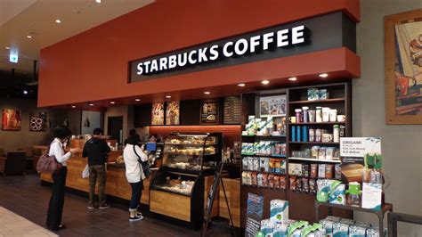 Starbucks Coffee Cafe In Tokyo Solamachi The Tokyo Skytree Explorer