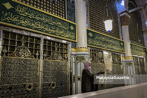 Makam Nabi Muhammad Di Masjid Nabawi