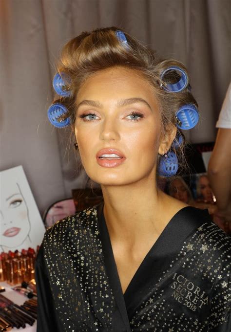 Romee Strijd 2018 Victorias Secret Fashion Show Backstage In Nyc