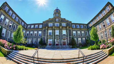Dalhousie University Reaches Tentative Deal With Faculty Union Huddle