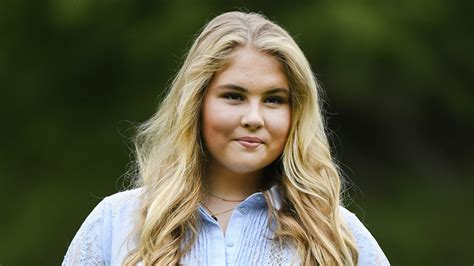 Prinzessin Amalia Der Niederlande Hat Ihr Abitur Bestanden Mit