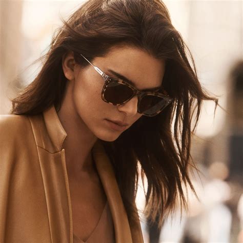 Kendall Jenner In Calvin Klein S Ss20 Eyewear Ad Campaign Style Ck20700s In 2020 Eyewear